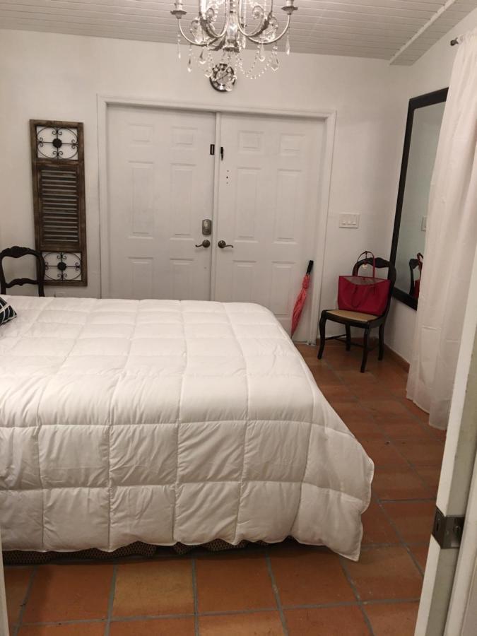 Private Loft In The Heart Of Little Havana Miami Eksteriør billede